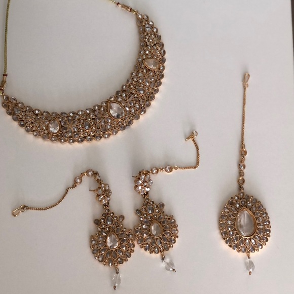 Gold Indian/ Punjabi necklace set - Picture 6 of 14